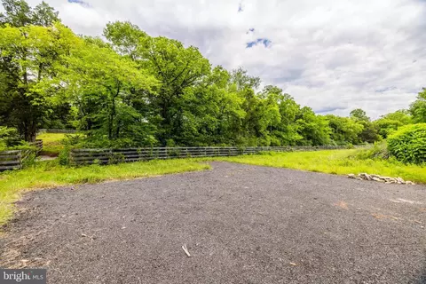 15375 Compton Rd, Centreville, VA 20121 photo 6