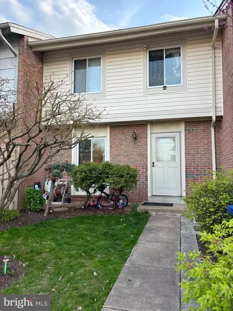 505 Early Fall Ct, Herndon, VA 20170