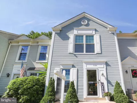7104 Tolliver St, Alexandria, VA 22306