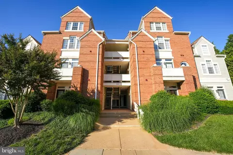 7014 A Ellingham Cir #33, Alexandria, VA 22315