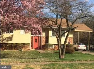 6820 Dean Dr, Mclean, VA 22101