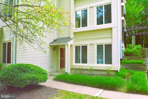 10300 Luria Commons Ct #1A, Burke, VA 22015
