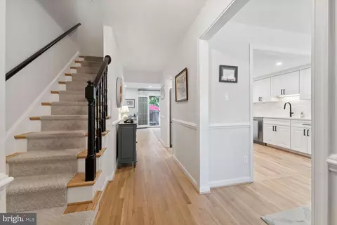Entry Way - 1610 Dunterry Pl, Mclean, VA 22101 photo 1 of 3