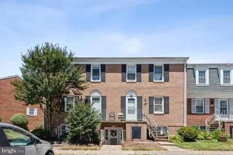 14450 Cool Oak Ln, Centreville, VA 20121