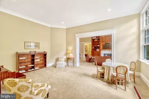 Living - 835 Whann Ave, Mclean, VA 22101 photo 7 of 7