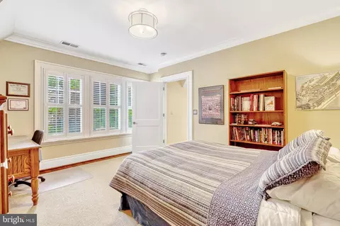 Bedroom - 835 Whann Ave, Mclean, VA 22101 photo 7 of 8