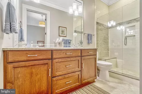 Bath - 835 Whann Ave, Mclean, VA 22101 photo 12 of 12