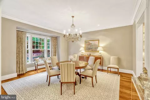 Dining - 835 Whann Ave, Mclean, VA 22101 photo 1 of 4