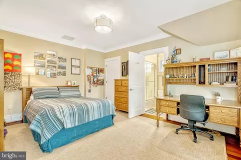 Bedroom - 835 Whann Ave, Mclean, VA 22101 photo 6 of 8