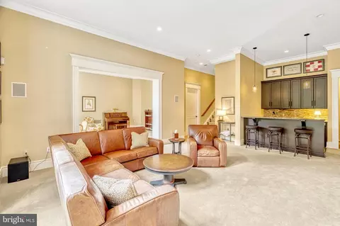 Living - 835 Whann Ave, Mclean, VA 22101 photo 6 of 7