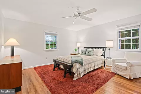 Bedroom - 7912 Falstaff Rd, Mclean, VA 22102 photo 2 of 7