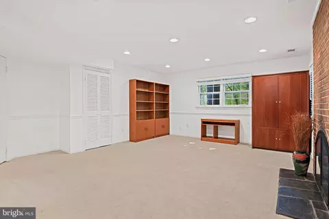 Living - 7912 Falstaff Rd, Mclean, VA 22102 photo 6 of 6