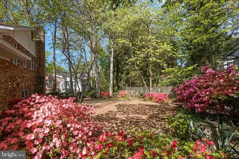 Exterior - 7912 Falstaff Rd, Mclean, VA 22102 photo 18 of 49
