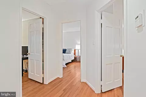 Entry Way - 7912 Falstaff Rd, Mclean, VA 22102 photo 2 of 3