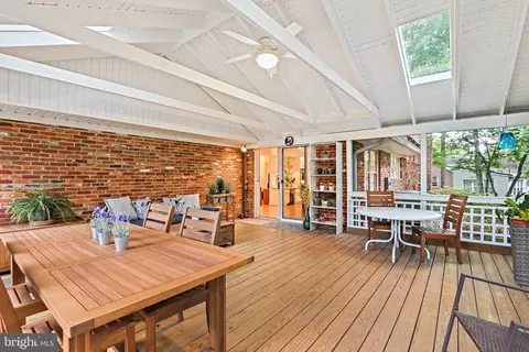 Exterior - 7912 Falstaff Rd, Mclean, VA 22102 photo 3 of 49