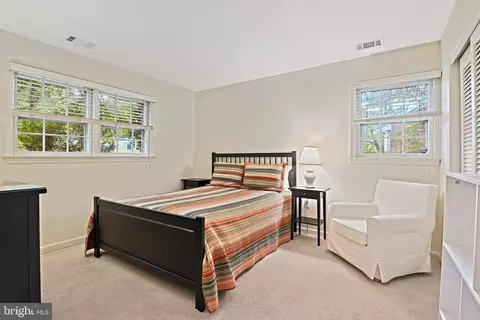 Bedroom - 7912 Falstaff Rd, Mclean, VA 22102 photo 6 of 7