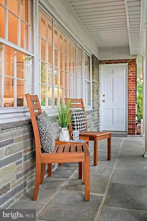 Exterior - 7912 Falstaff Rd, Mclean, VA 22102 photo 5 of 49