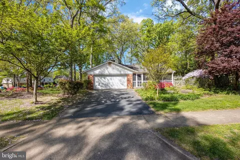Exterior - 7912 Falstaff Rd, Mclean, VA 22102 photo 43 of 49