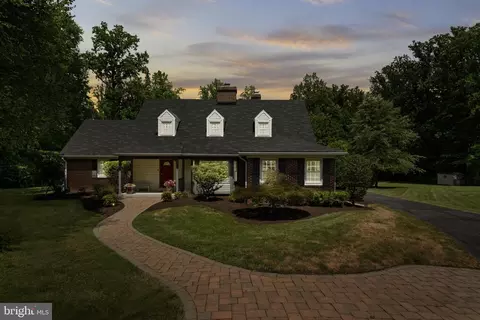 5051 Rapidan Pl, Annandale, VA 22003