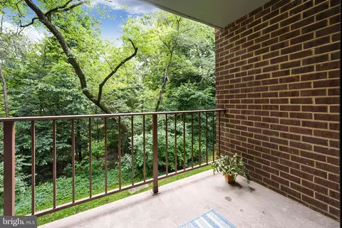 1411 Northgate Sq #1411-12B, Reston, VA 20190