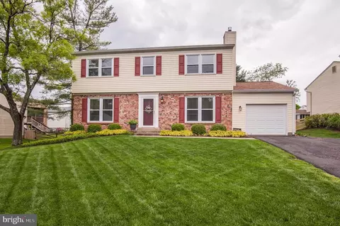1203 Bicksler Ct, Herndon, VA 20170