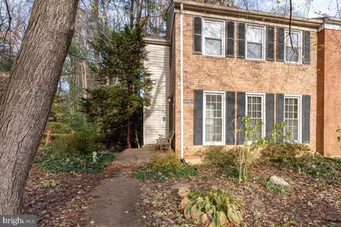 9481 Cloverdale Ct, Burke, VA 22015