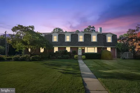 2068 Kirby Rd, Mclean, VA 22101