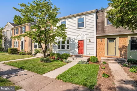 14524 Creek Branch Ct, Centreville, VA 20120