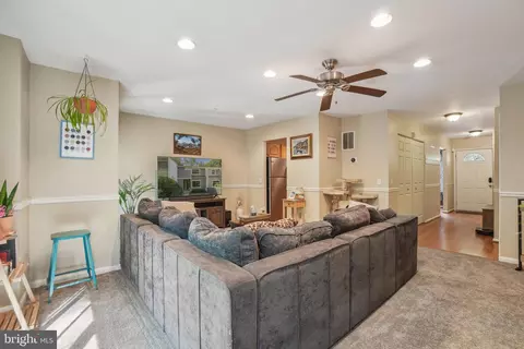 2314 Millennium Ln, Reston, VA 20191 photo 14