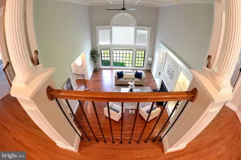 Entry Way - 1365 Hardison Ln, Mclean, VA 22102 photo 5 of 7