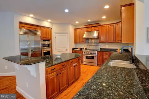 Kitchen - 1365 Hardison Ln, Mclean, VA 22102 photo 4 of 5
