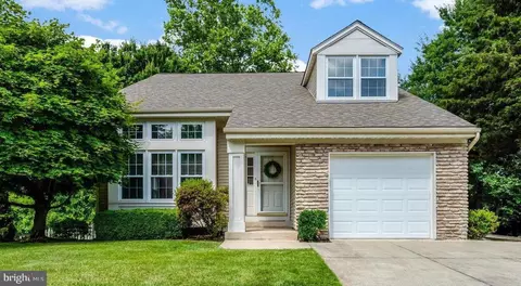 5584 Cedar Break Dr, Centreville, VA 20120