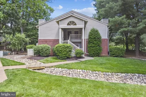 11700 Olde English Dr #A, Reston, VA 20190