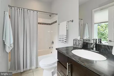 Bath - 7912 Jansen Dr, Springfield, VA 22152 photo 10 of 12