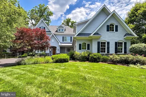 Exterior - 7912 Jansen Dr, Springfield, VA 22152 photo 2 of 20