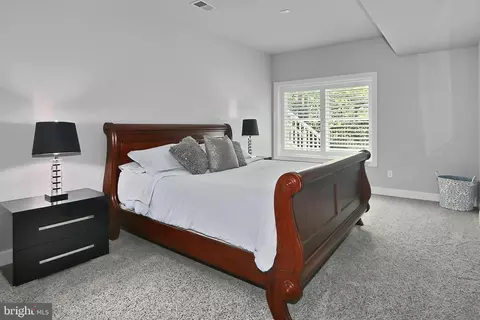 Bedroom - 7912 Jansen Dr, Springfield, VA 22152 photo 7 of 7