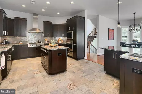 Kitchen - 7912 Jansen Dr, Springfield, VA 22152 photo 5 of 8