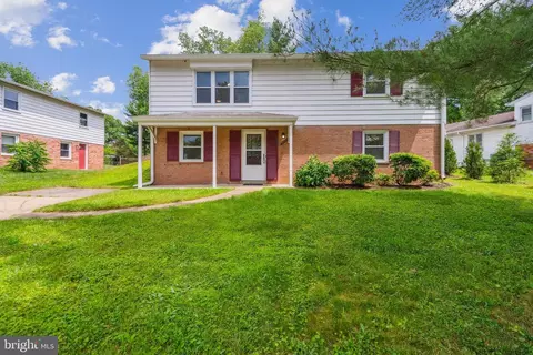 4321 De Haven Dr, Chantilly, VA 20151