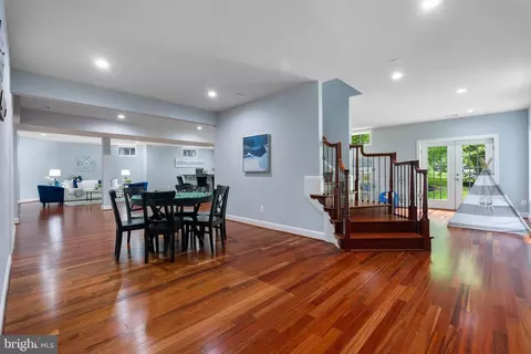 Entry Way - 1628 Kirby Rd, Mclean, VA 22101 photo 11 of 11