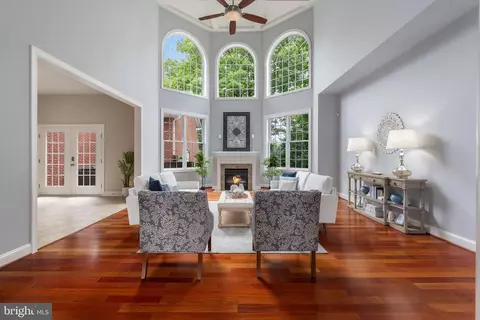 Living - 1628 Kirby Rd, Mclean, VA 22101 photo 1 of 6