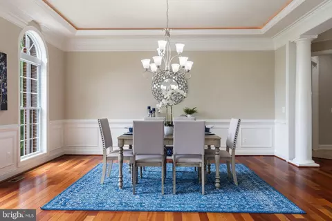 Dining - 1628 Kirby Rd, Mclean, VA 22101 photo 2 of 5