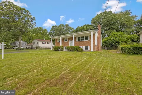 4210 Corcoran St, Alexandria, VA 22309
