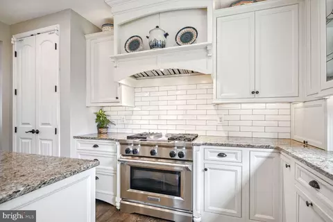 6801 Dean Dr, Mclean, VA 22101 photo 20