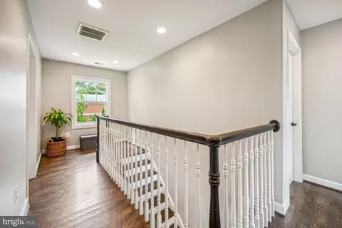 6801 Dean Dr, Mclean, VA 22101 photo 23