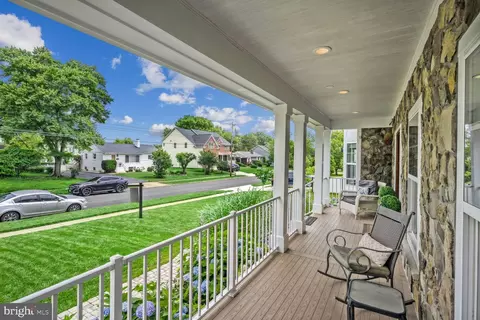 6801 Dean Dr, Mclean, VA 22101
