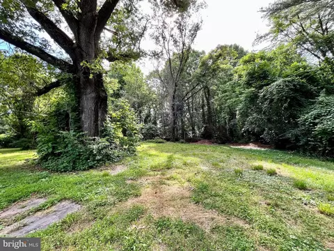 4700 Olde Forge Ct, Fairfax, VA 22032