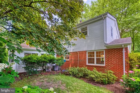 6710 Sydenstricker Rd, Springfield, VA 22152 photo 45