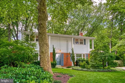 6710 Sydenstricker Rd, Springfield, VA 22152 photo 8