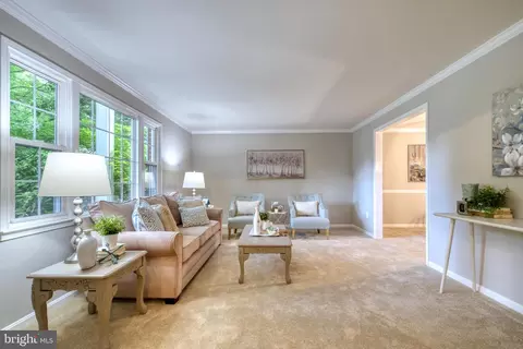 6710 Sydenstricker Rd, Springfield, VA 22152 photo 14