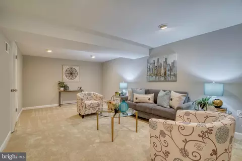 6710 Sydenstricker Rd, Springfield, VA 22152 photo 39